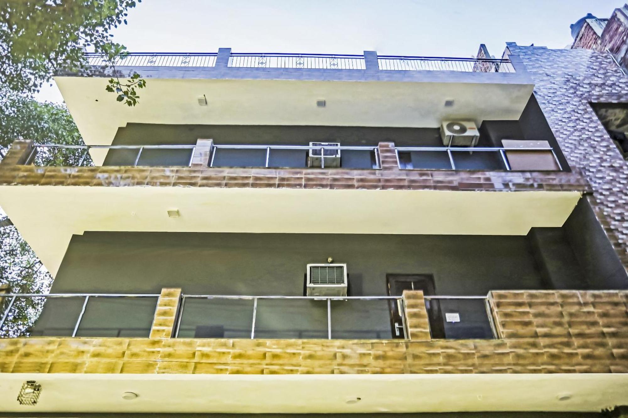 Hotel O Kashish Residency Near Model Town Metro Station Nueva Delhi Exterior foto